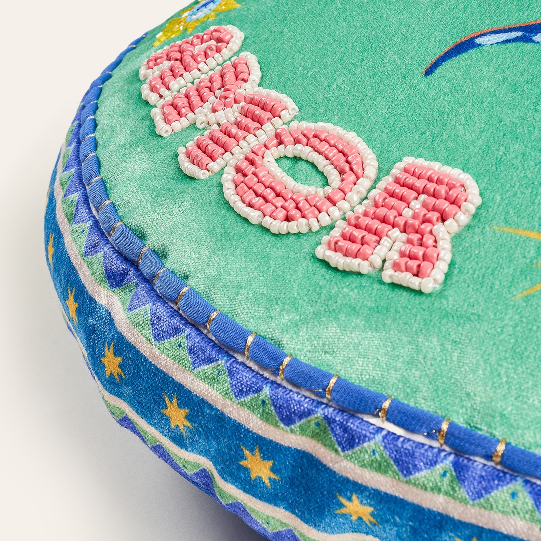 Ghunı Nakışlı Viskon Dolgulu Kırlent 40 Cm Yeşil