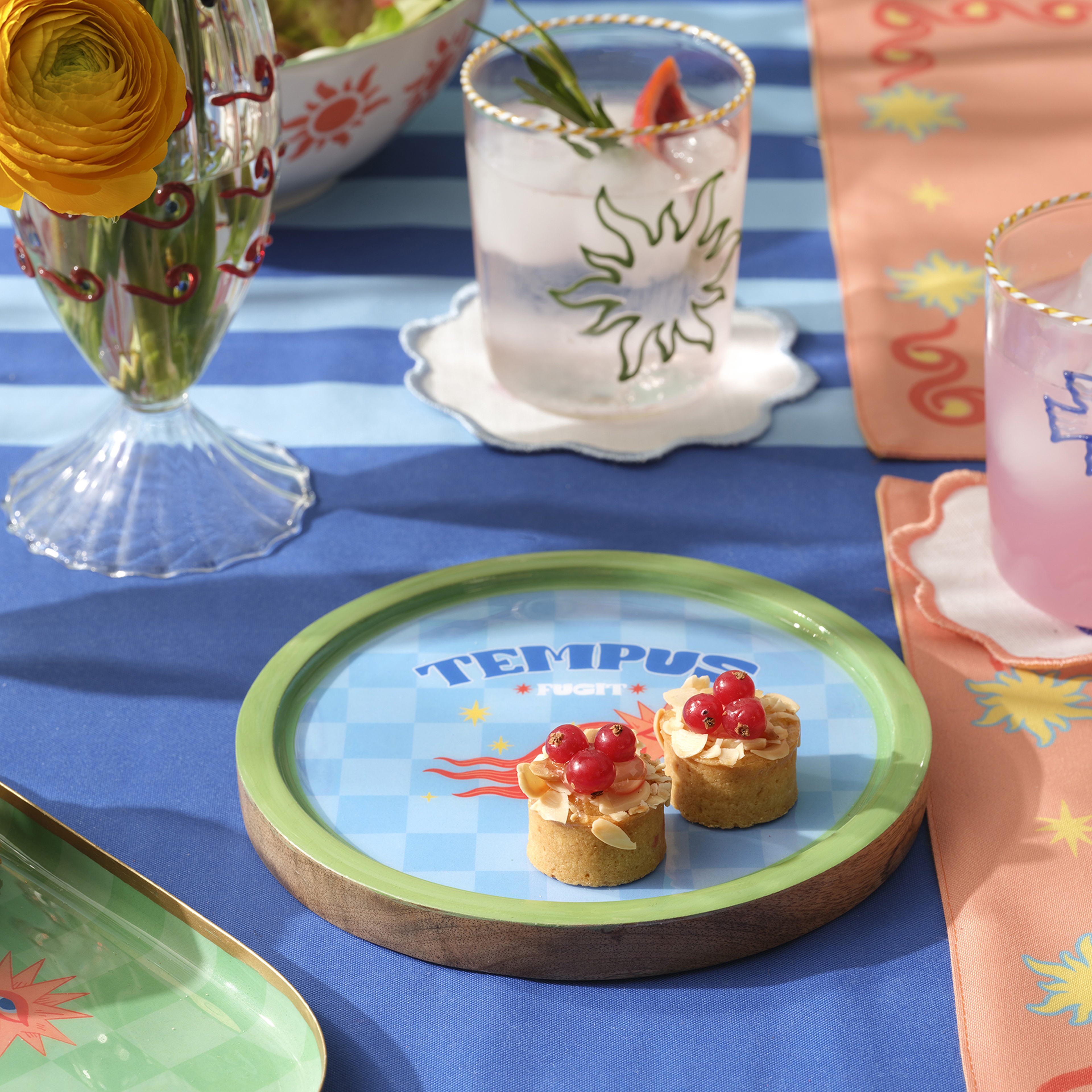 Lakrı Mango Ağacı Sunum Tahtası 18x18x1.5 Cm Mavi