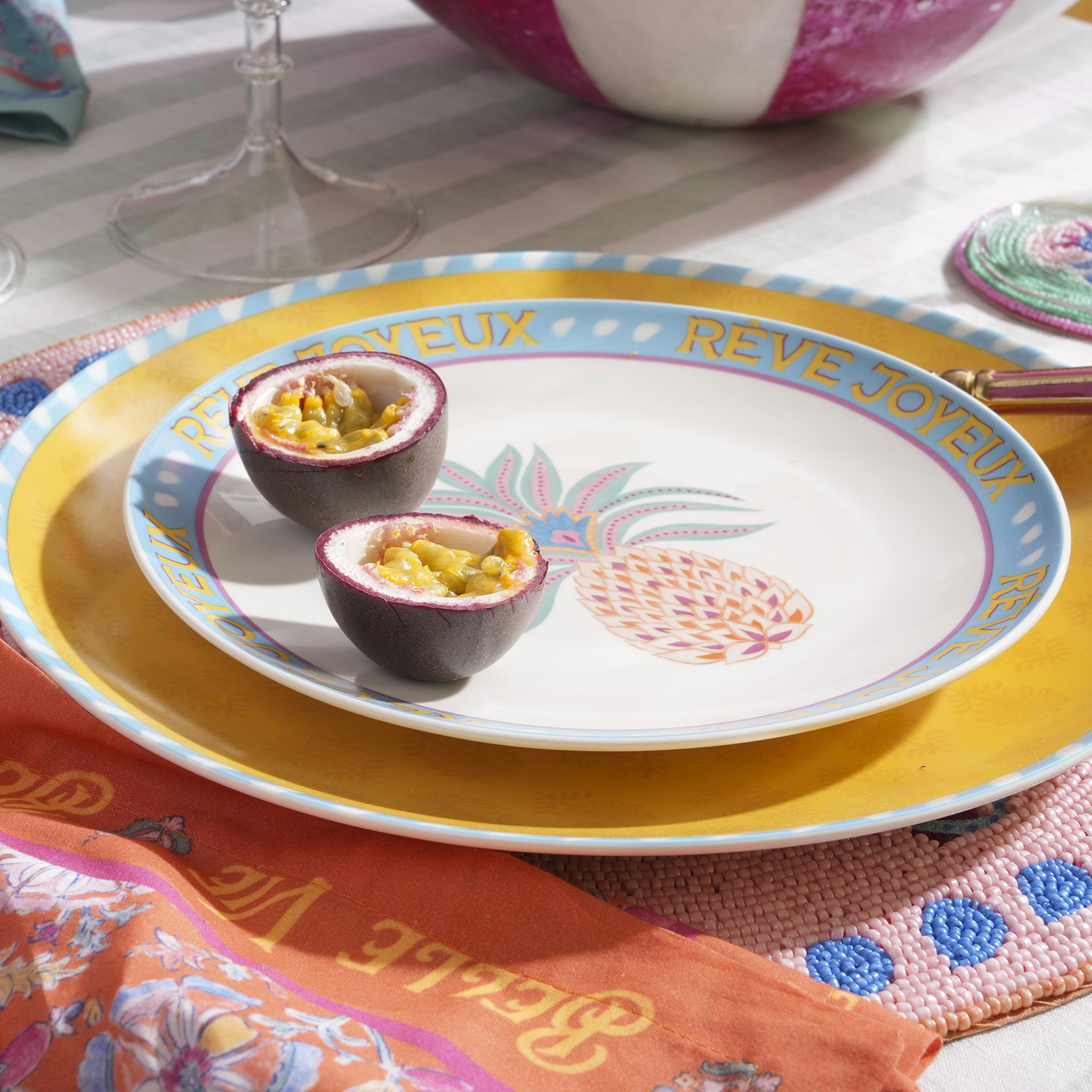 Luohu Porselen Pasta Tabağı 21 Cm Renkli