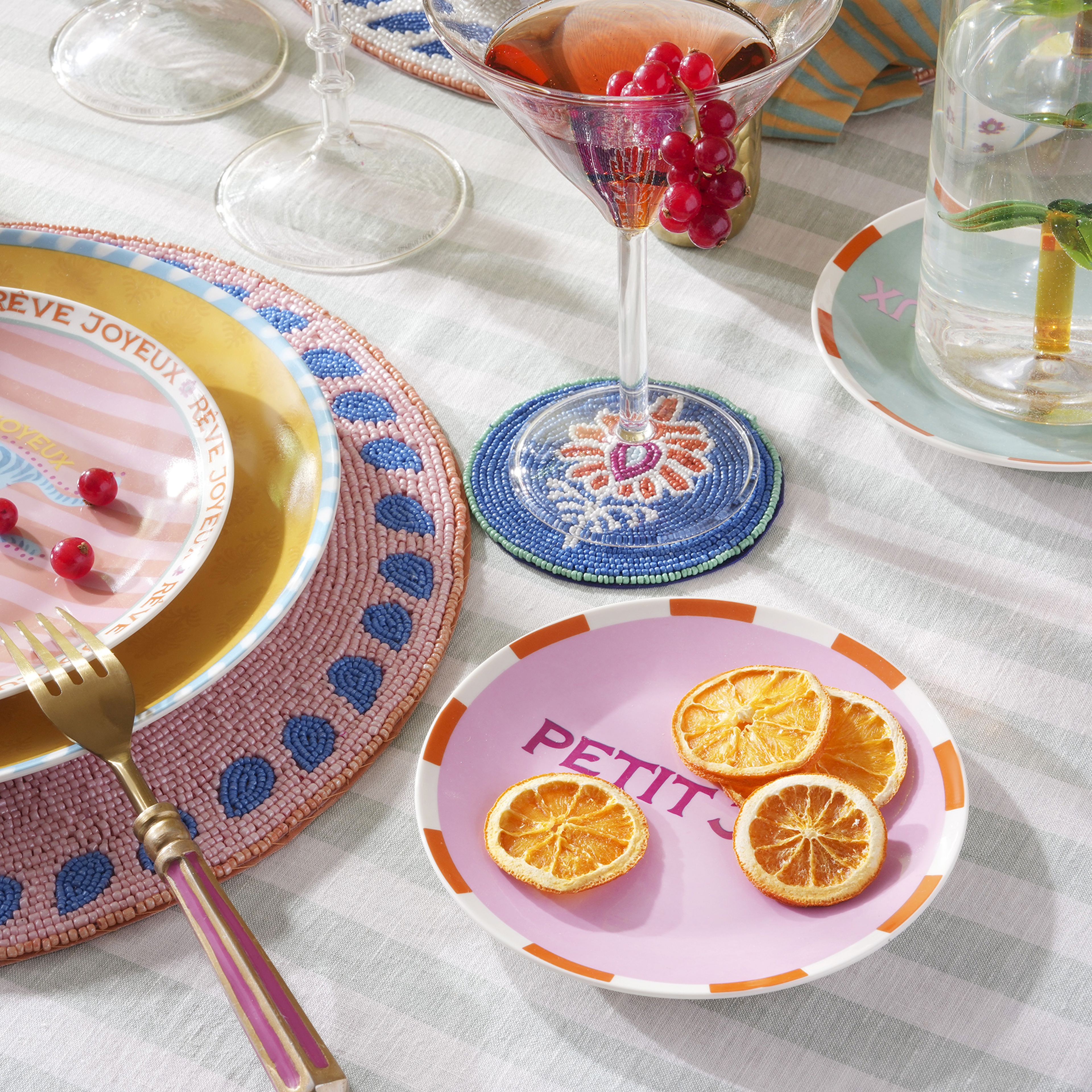 Luohu Porselen Tabak 15 Cm Pembe