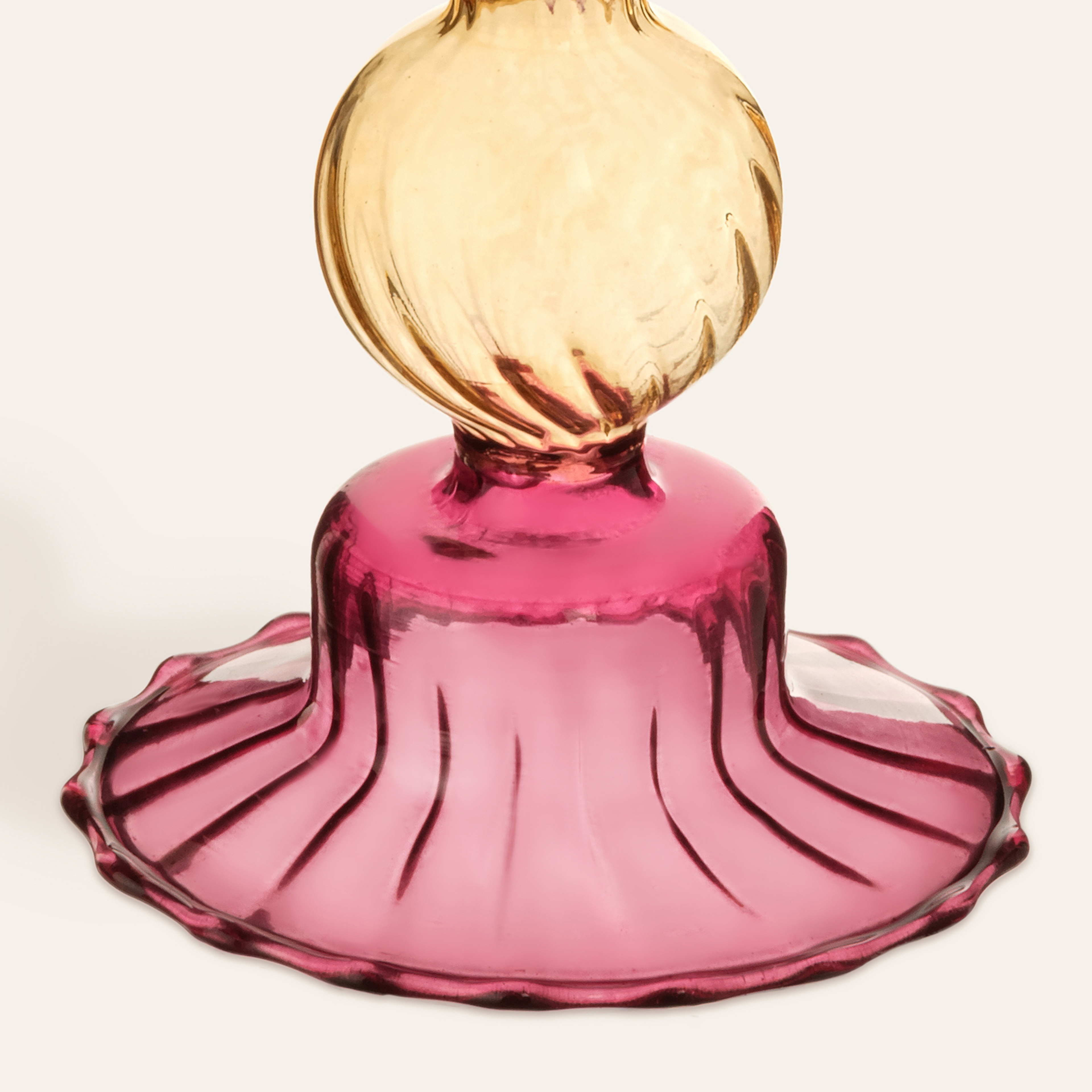 Nanjıng Borosilikat Cam Şamdan 8x8x17 Cm Renkli