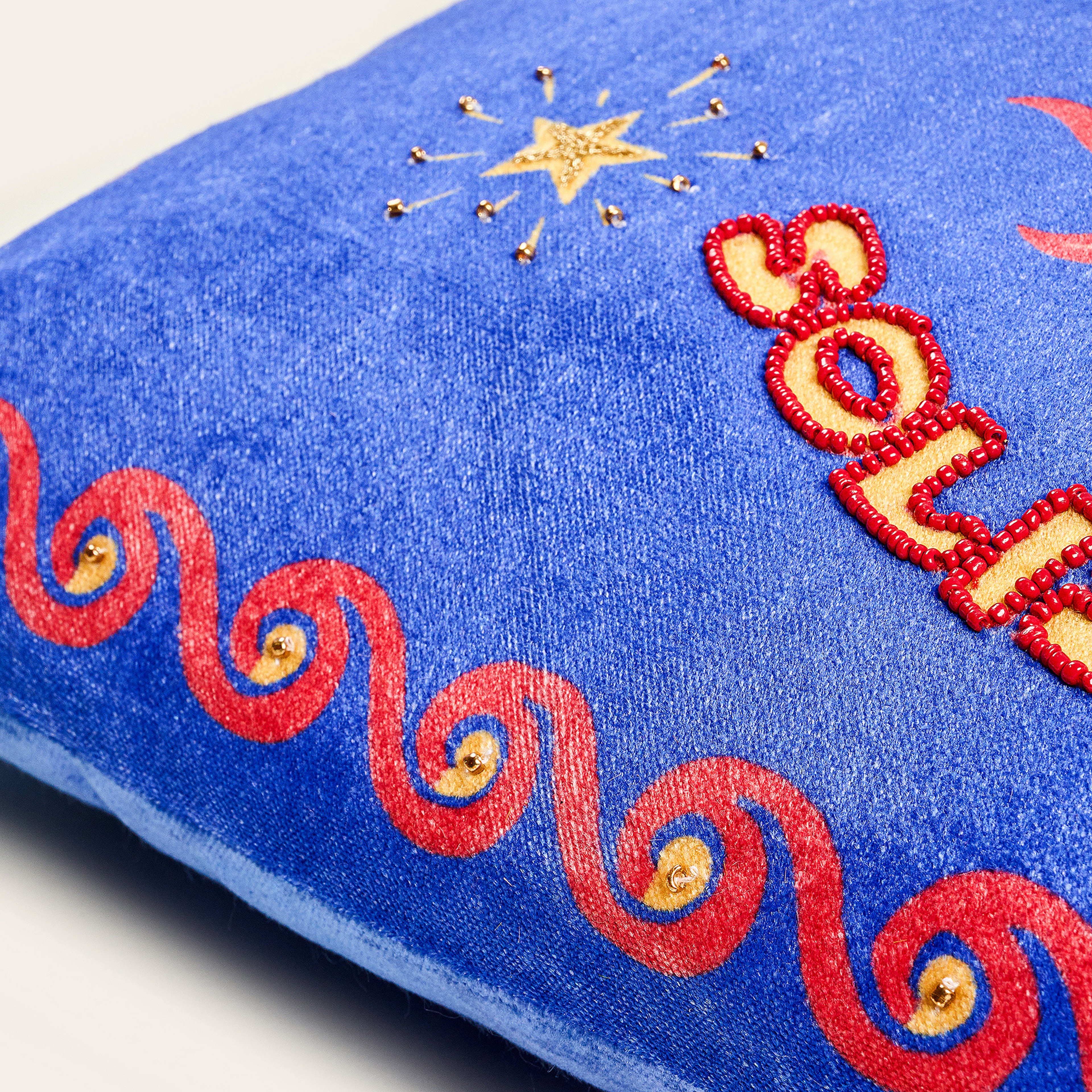 Ghunı Püsküllü Nakışlı Viskon Dolgulu Kırlent 30x55 Cm Koyu Mavi