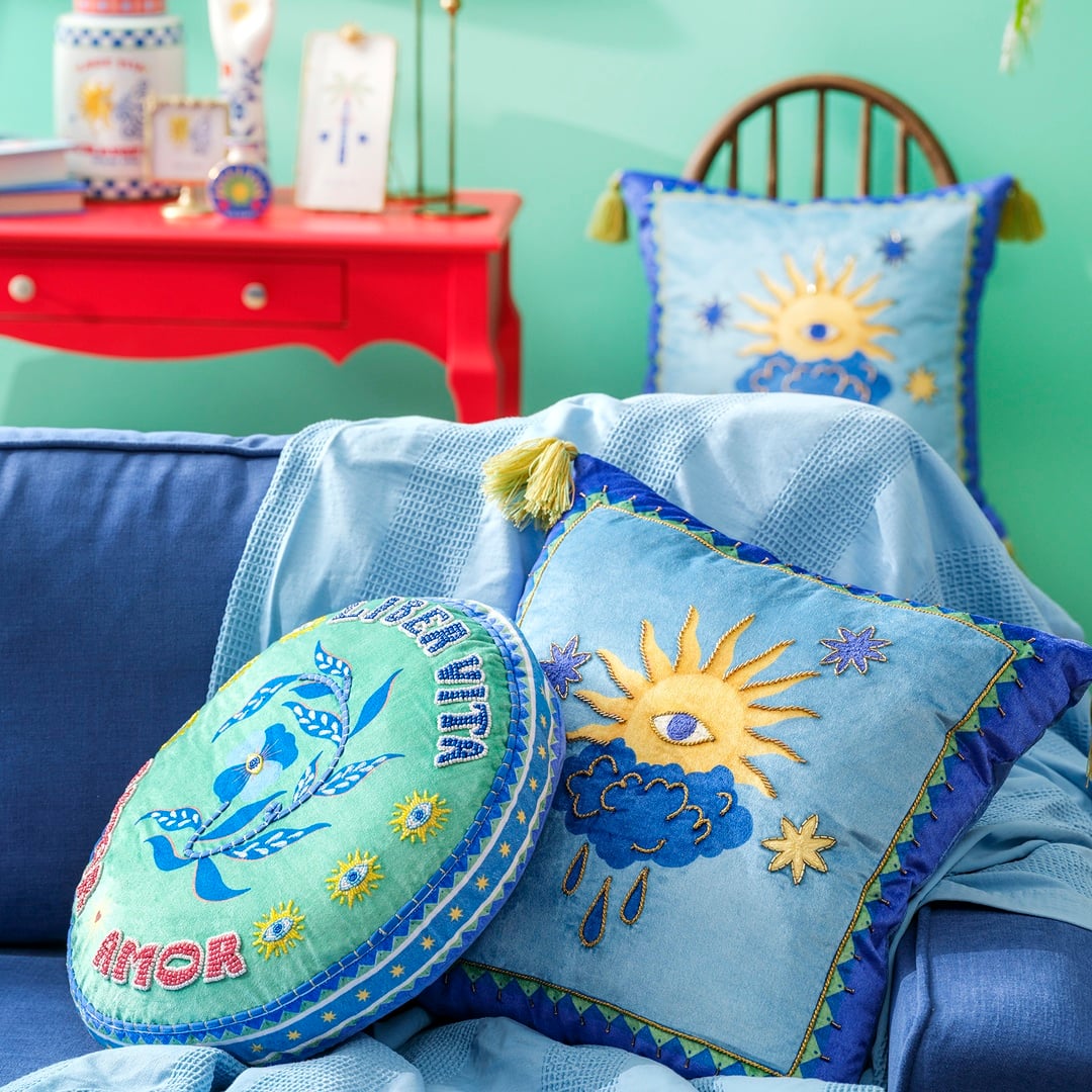 Ghunı Nakışlı Viskon Dolgulu Kırlent 40 Cm Yeşil