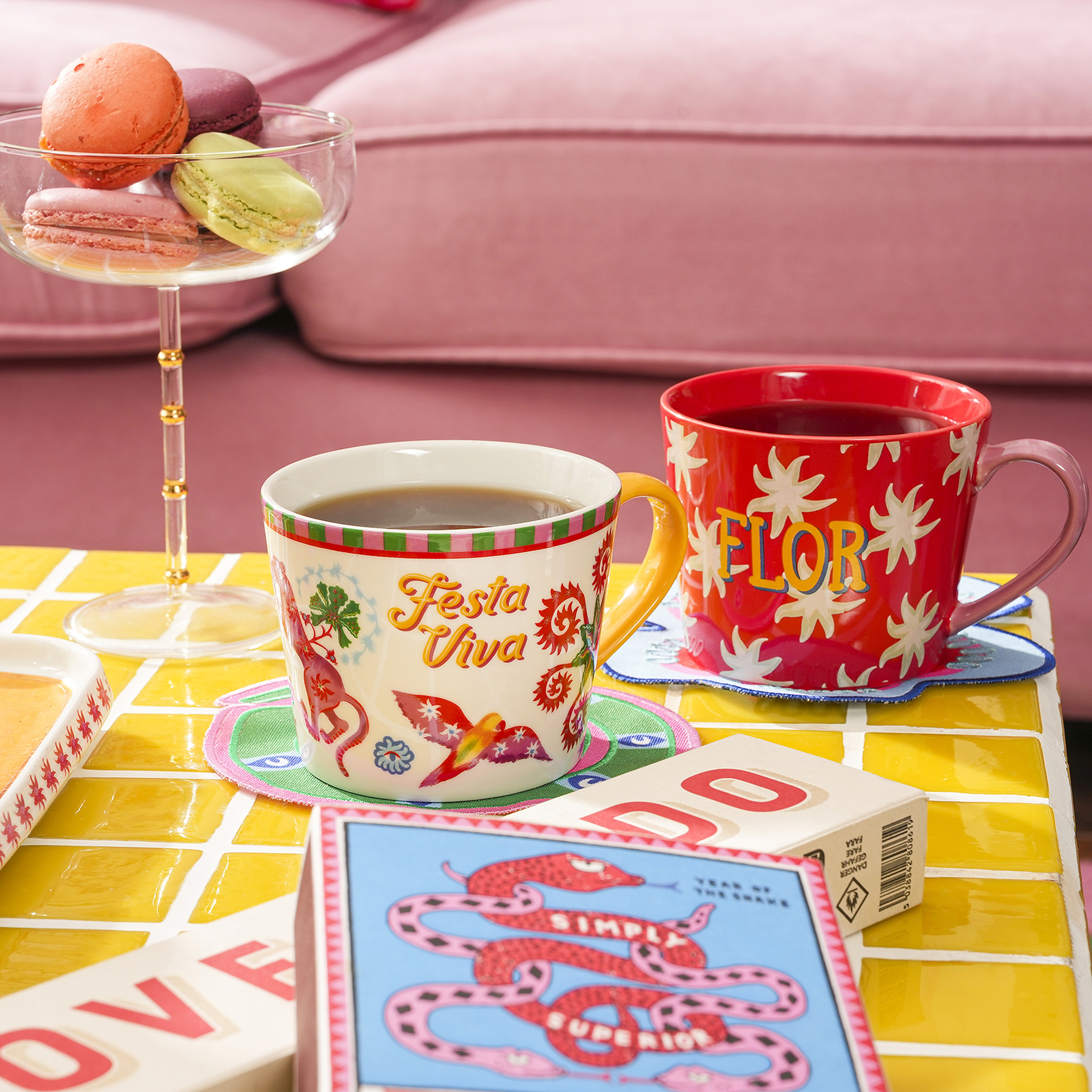 Luohu Porselen Kupa 360 Ml Kırmızı