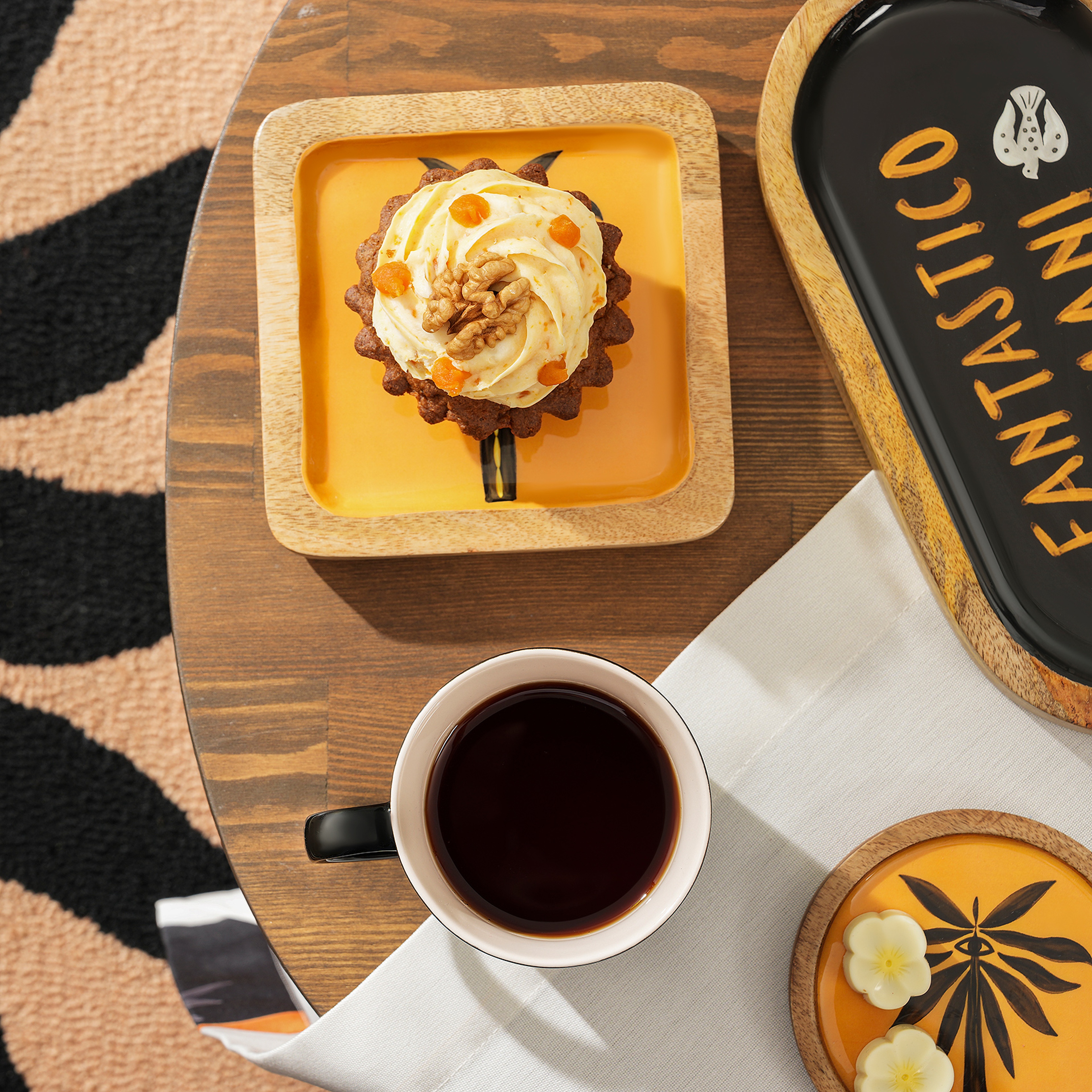 Lakrı Mango Ağacı Tepsi 15 Cm