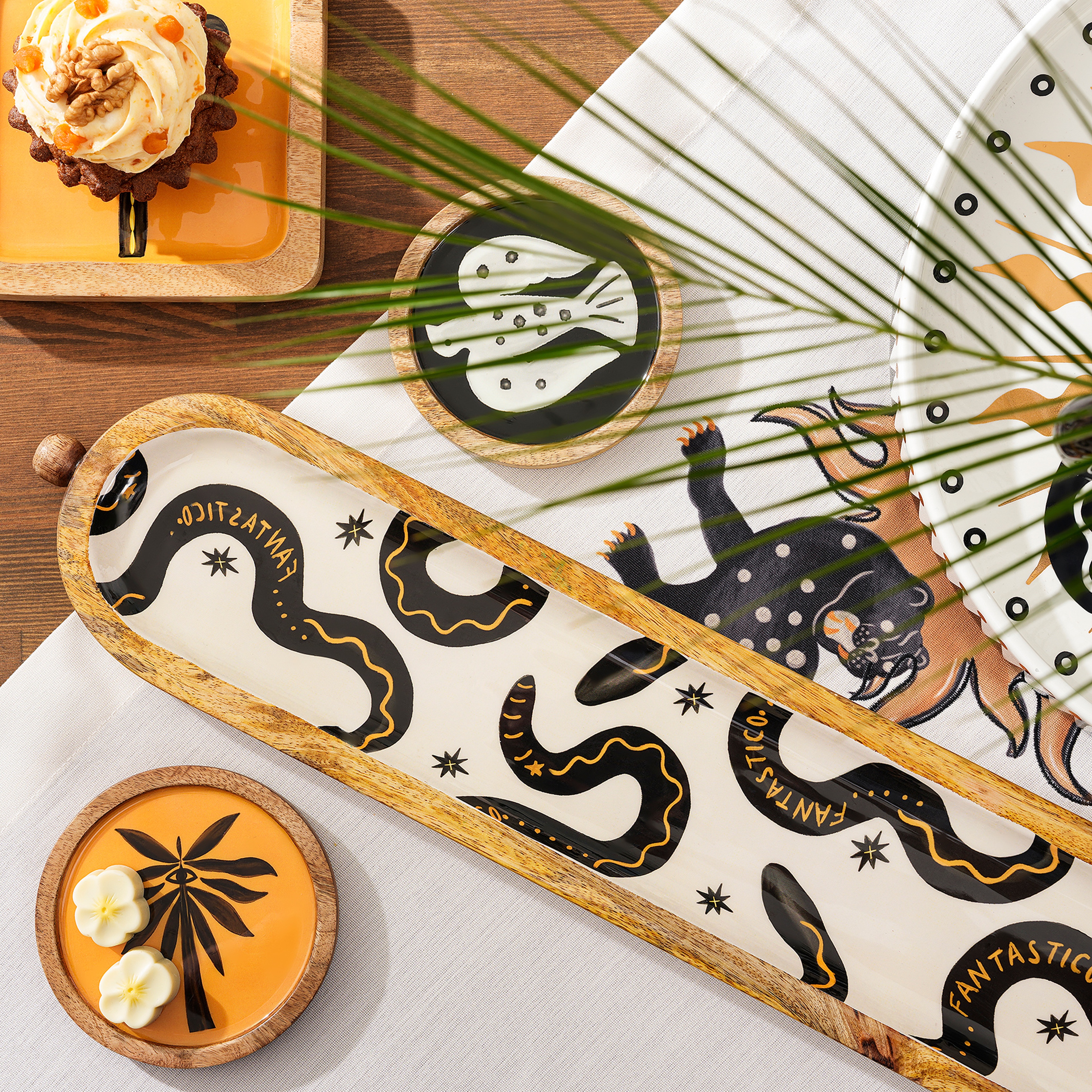 Lakrı Mango Ağacı Tepsi 55 Cm