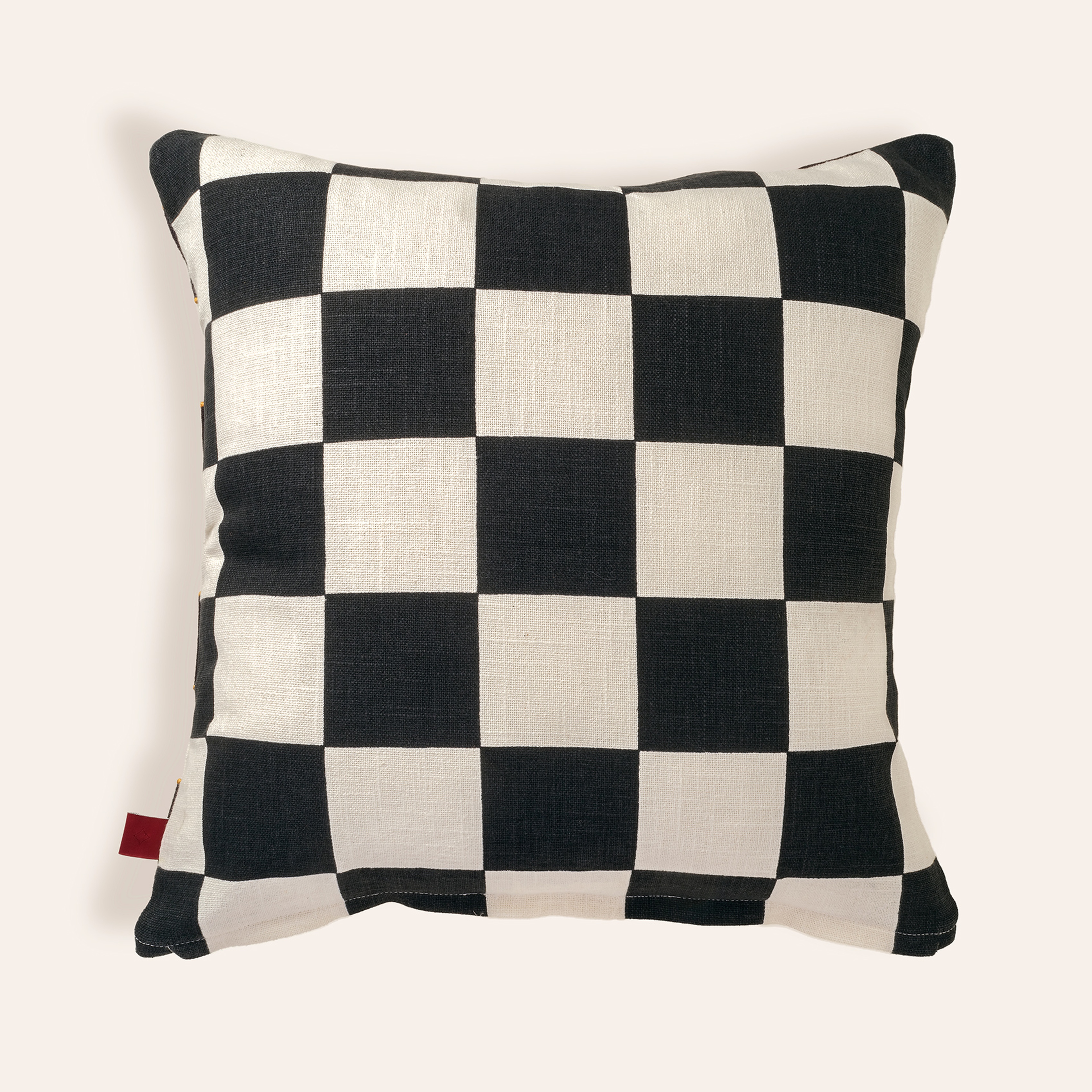 Ghunı Aplikeli Pamuk Dolgulu Kırlent 50x50 Cm Bej