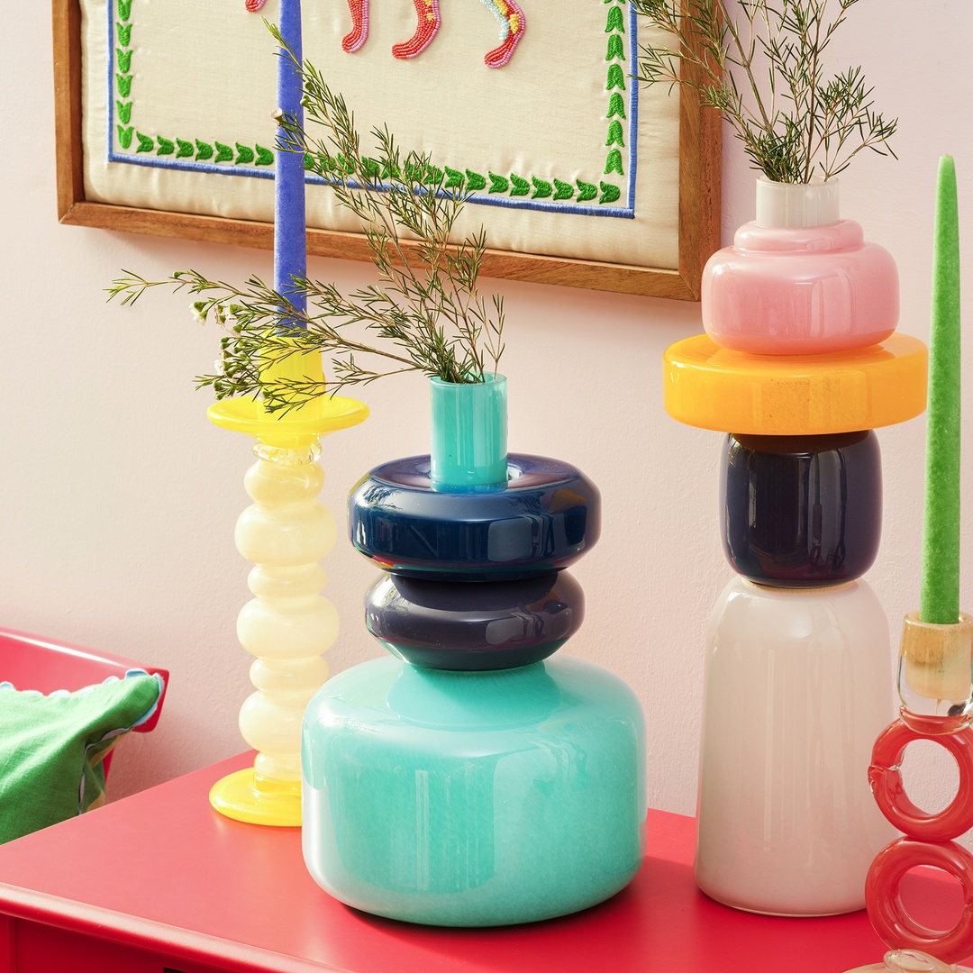 Baıta El Üretimi Cam Vazo 22x22x33 Cm Renkli